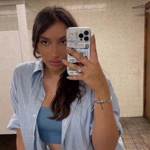 Meet your Posher, Lyubomira